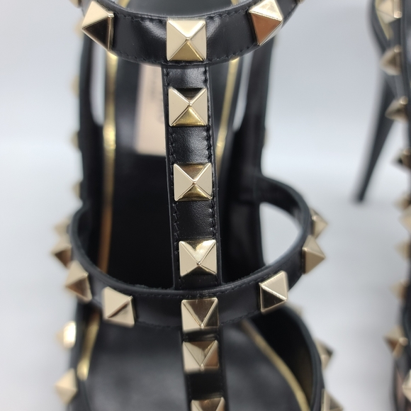 Valentino Garavani Rockstud Boudoir Pump sz 38 NIB - Picture 5 of 11